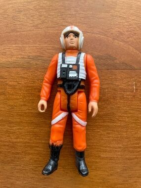 Vintage 1978 Kenner Luke Skywalker X-Wing Pilot action figure